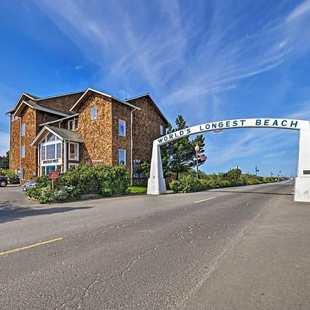 Duplex With Shared Yard - Near Long Beach! Exterior photo